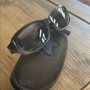 Maui Jim Brown Sunglasses with Case
